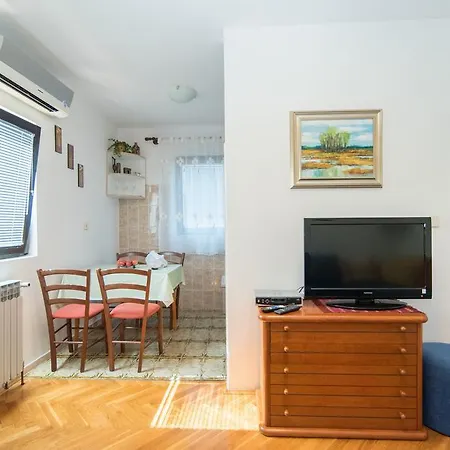 Apartamento Natasa Supetar